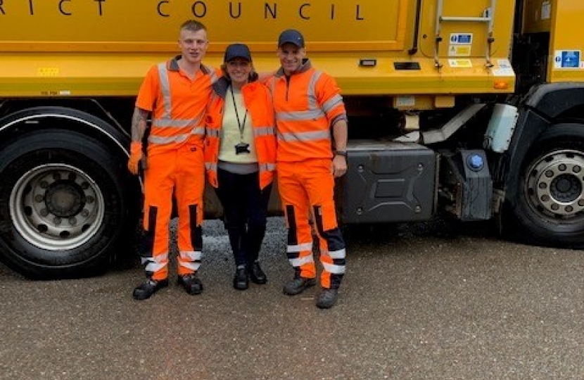 Cllr Marge Beuttell and the binmen